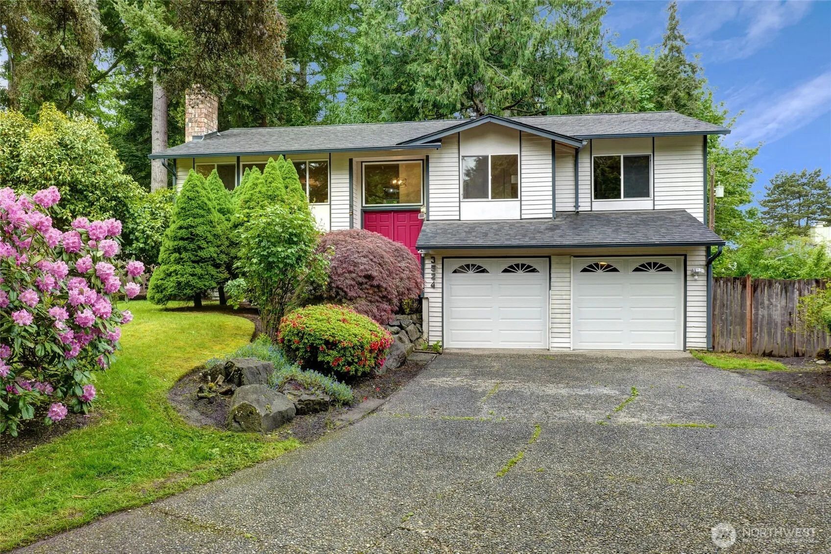 Property photo for 3524 170th Avenue Ne, Bellevue