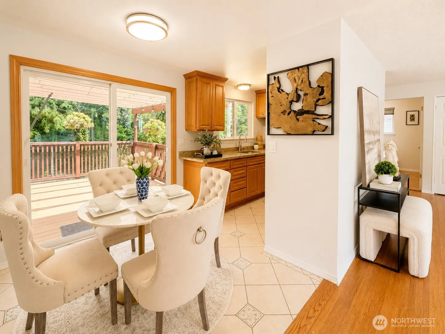 Property photo for 6950 24th Avenue Sw, Seattle photo 5