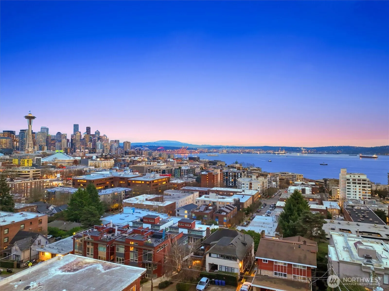 Property photo for 330 W Olympic Place #407, Seattle photo 4