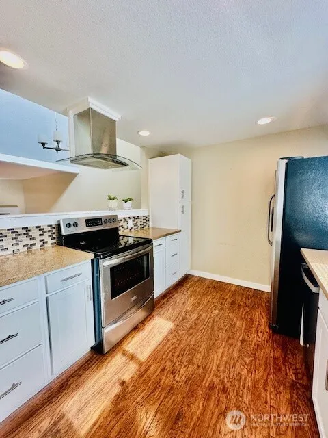 Property photo for 24934 110th Place Se #5b, Kent photo 5