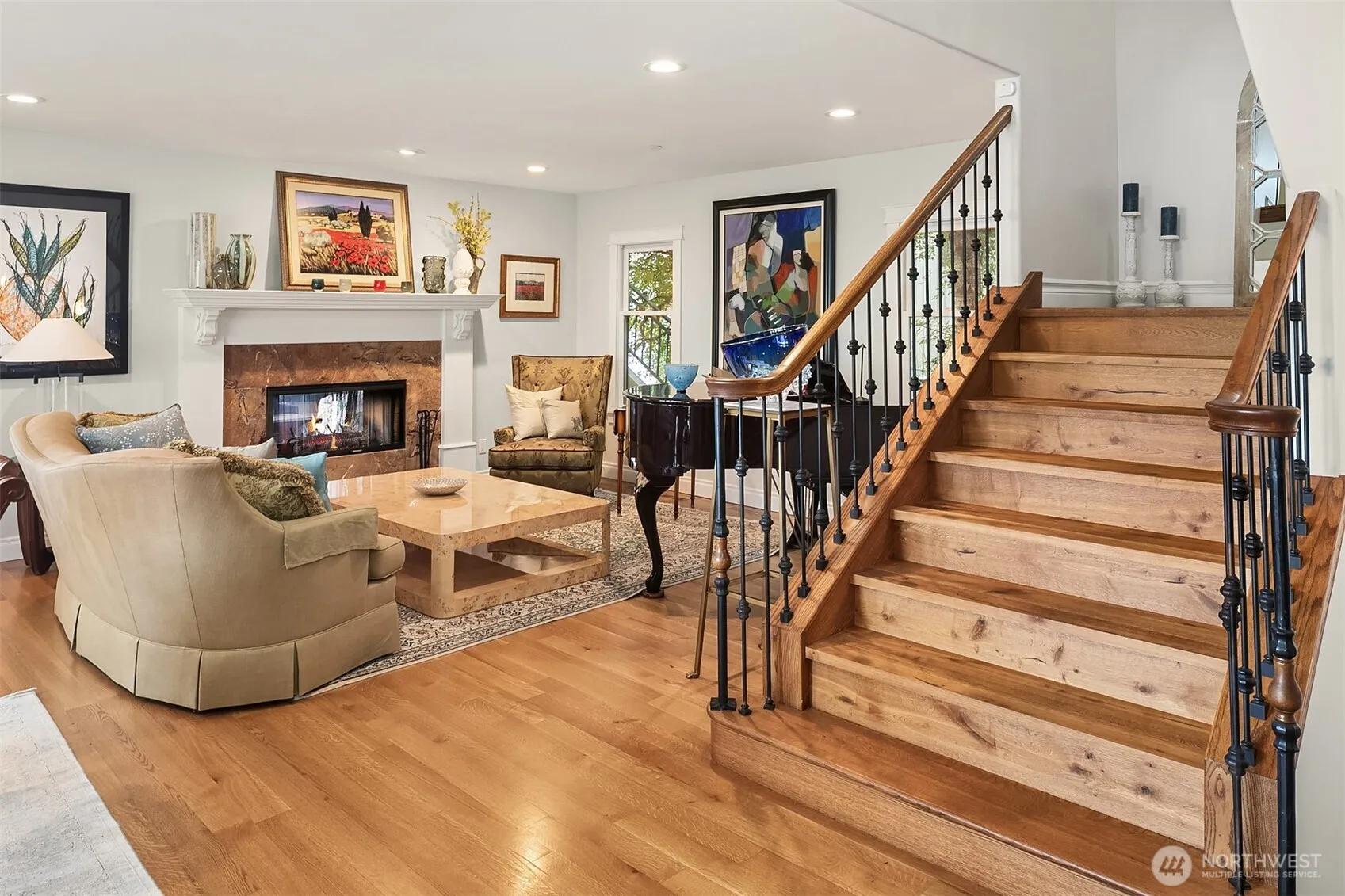 Property photo for 456 W Lake Sammamish Parkway Se, Bellevue photo 3