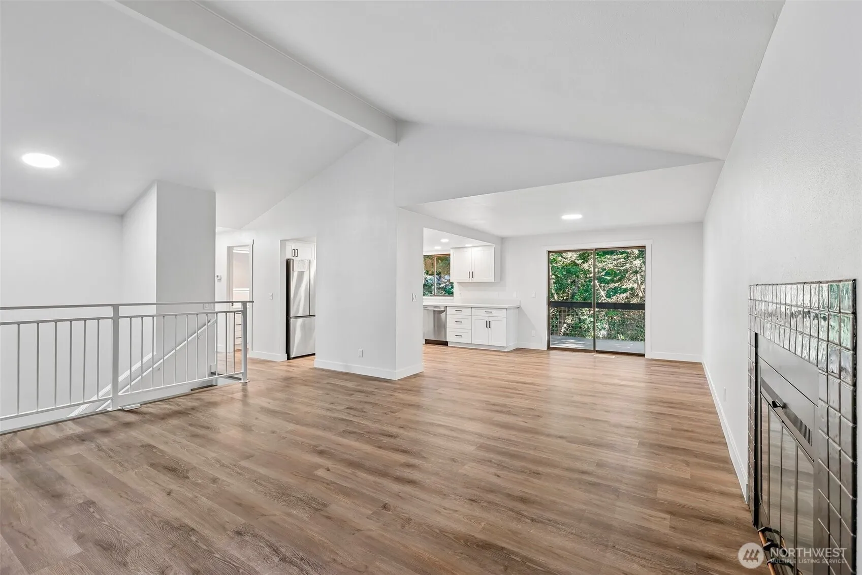 Property photo for 1508 Ne Brockman Place, Seattle photo 3