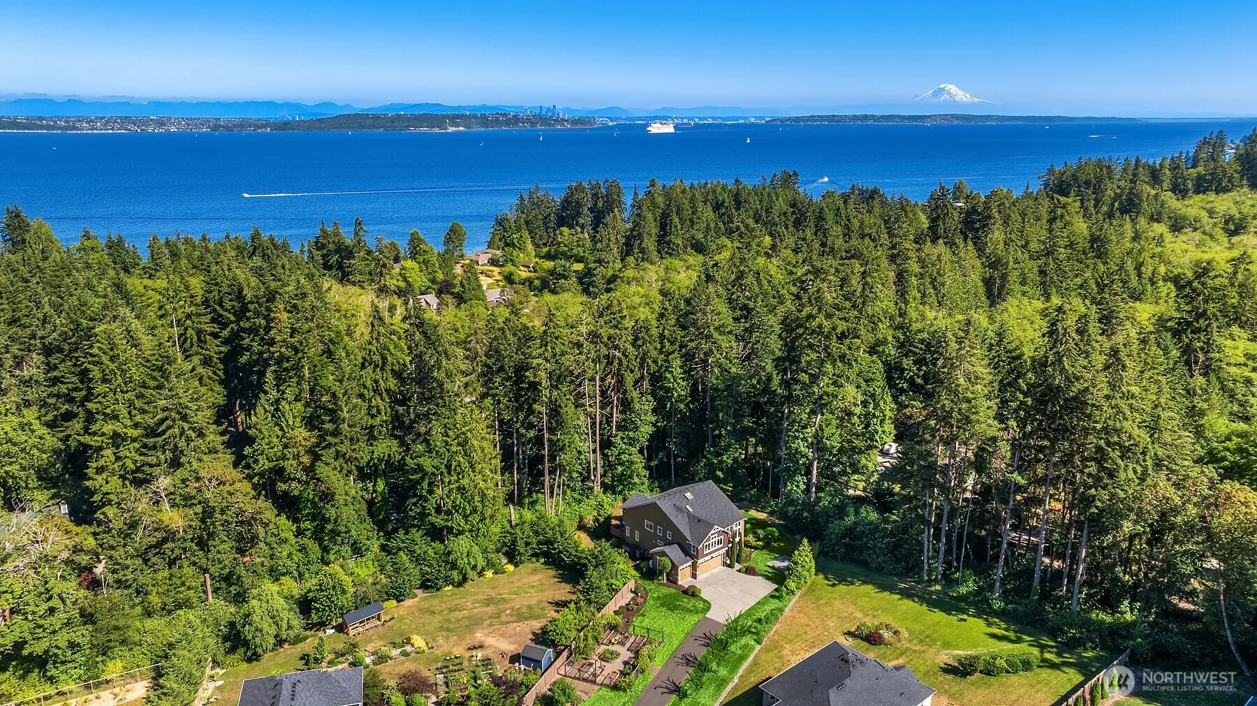 Property photo for 13874 Lavigne Court Ne, Bainbridge Island photo 5