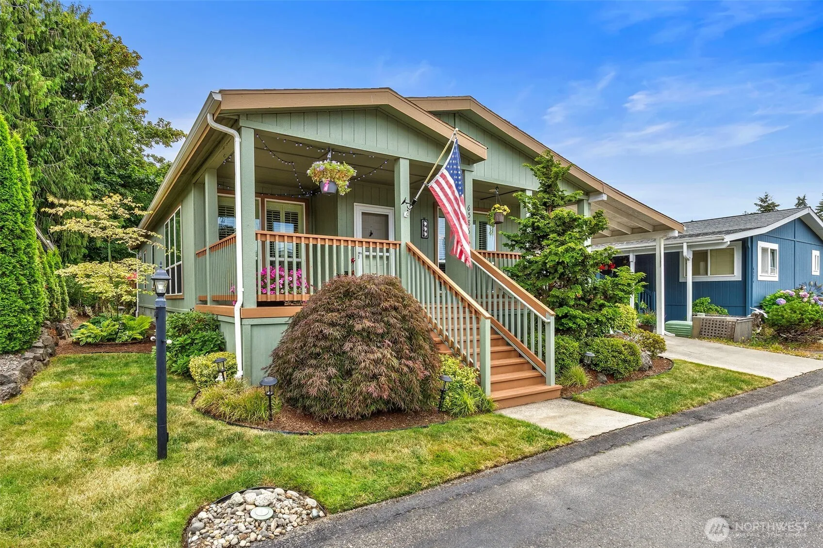Property photo for 6586 Ne Aquarius Lane, Bremerton photo 2