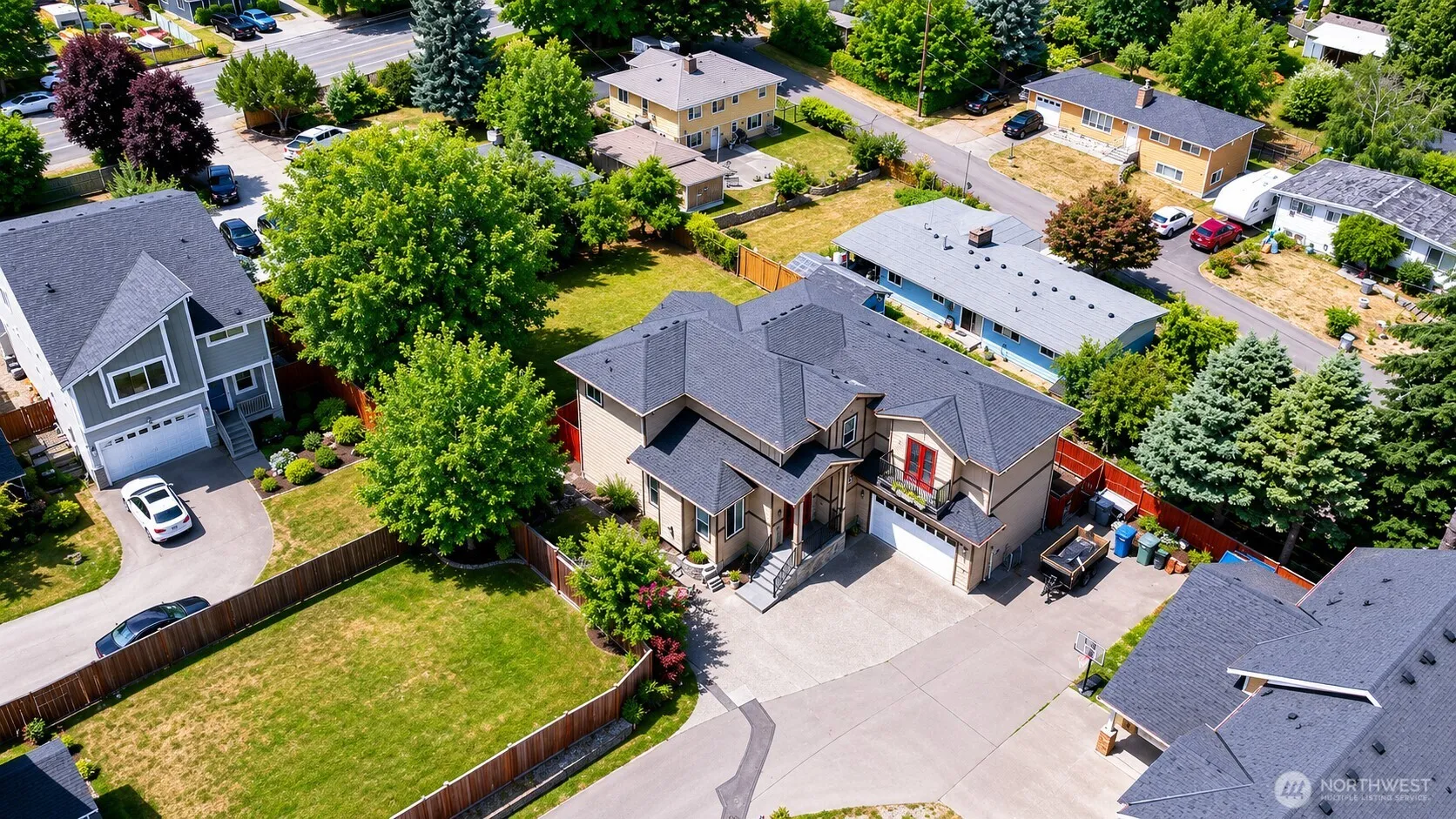 Property photo for 2914 S 135th Street, Tukwila photo 2