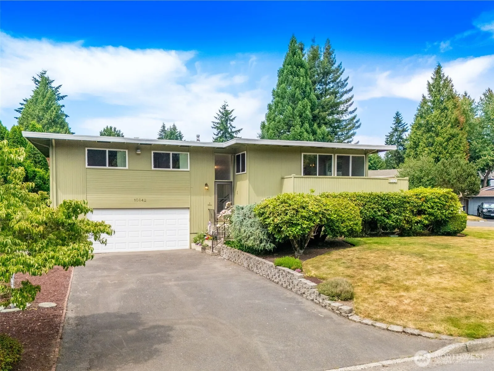 Property photo for 10842 Ne 149th Street, Bothell