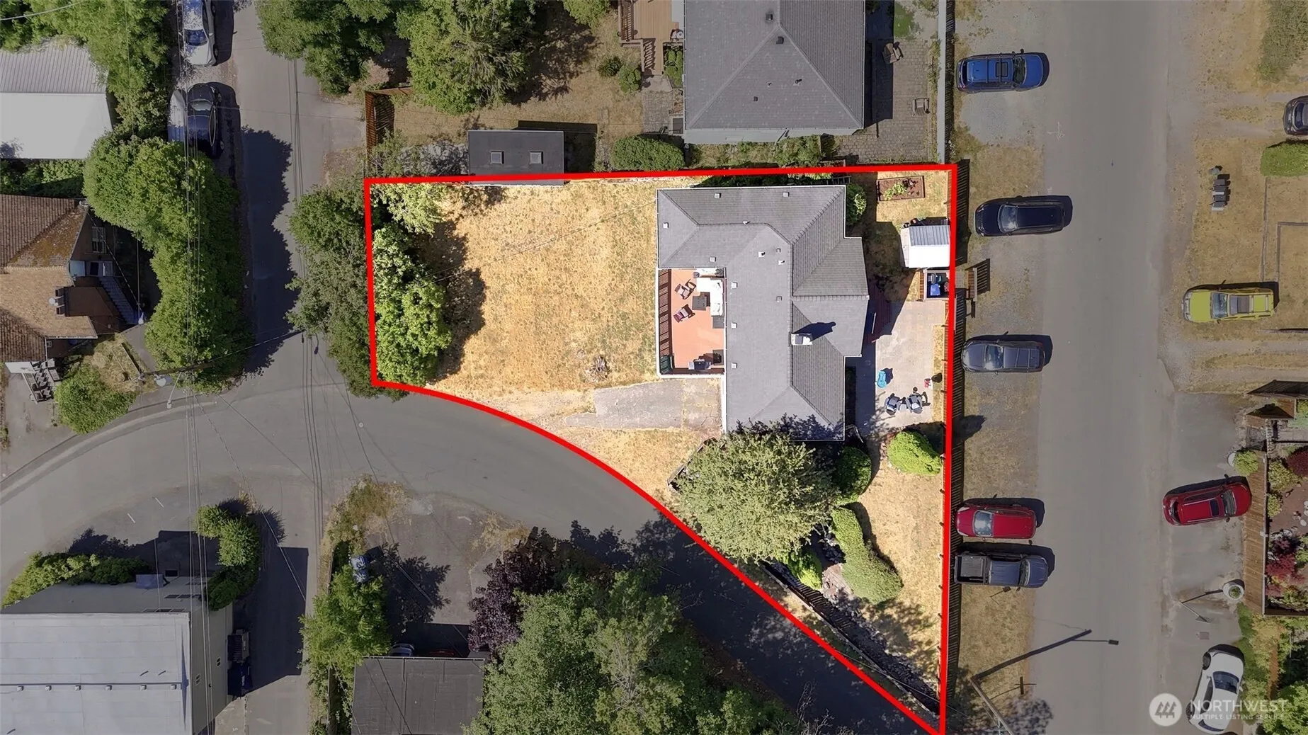 Property photo for 9725 Phinney Avenue N, Seattle photo 3