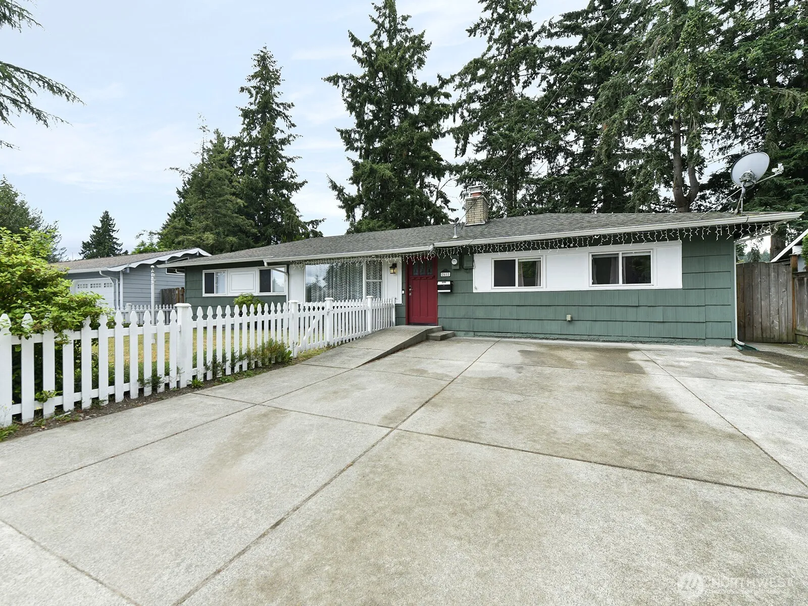 Property photo for 2612 N Street Se, Auburn