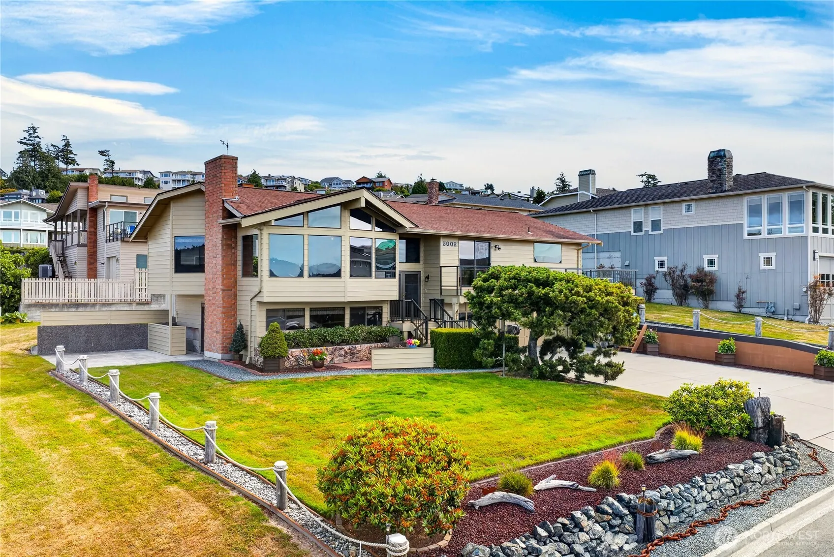 Property photo for 5008 Dundee Drive, Anacortes photo 2