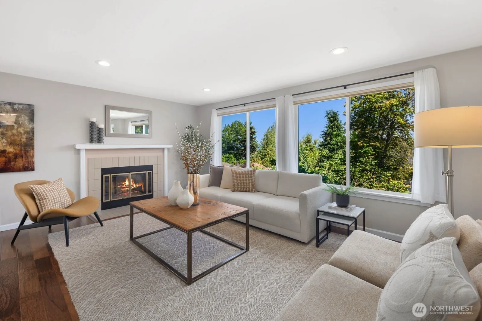 Property photo for 1520 Ne 89th Street, Seattle photo 2