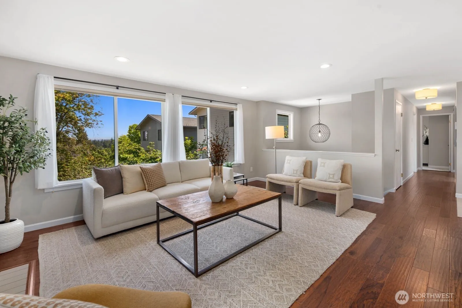 Property photo for 1520 Ne 89th Street, Seattle photo 4
