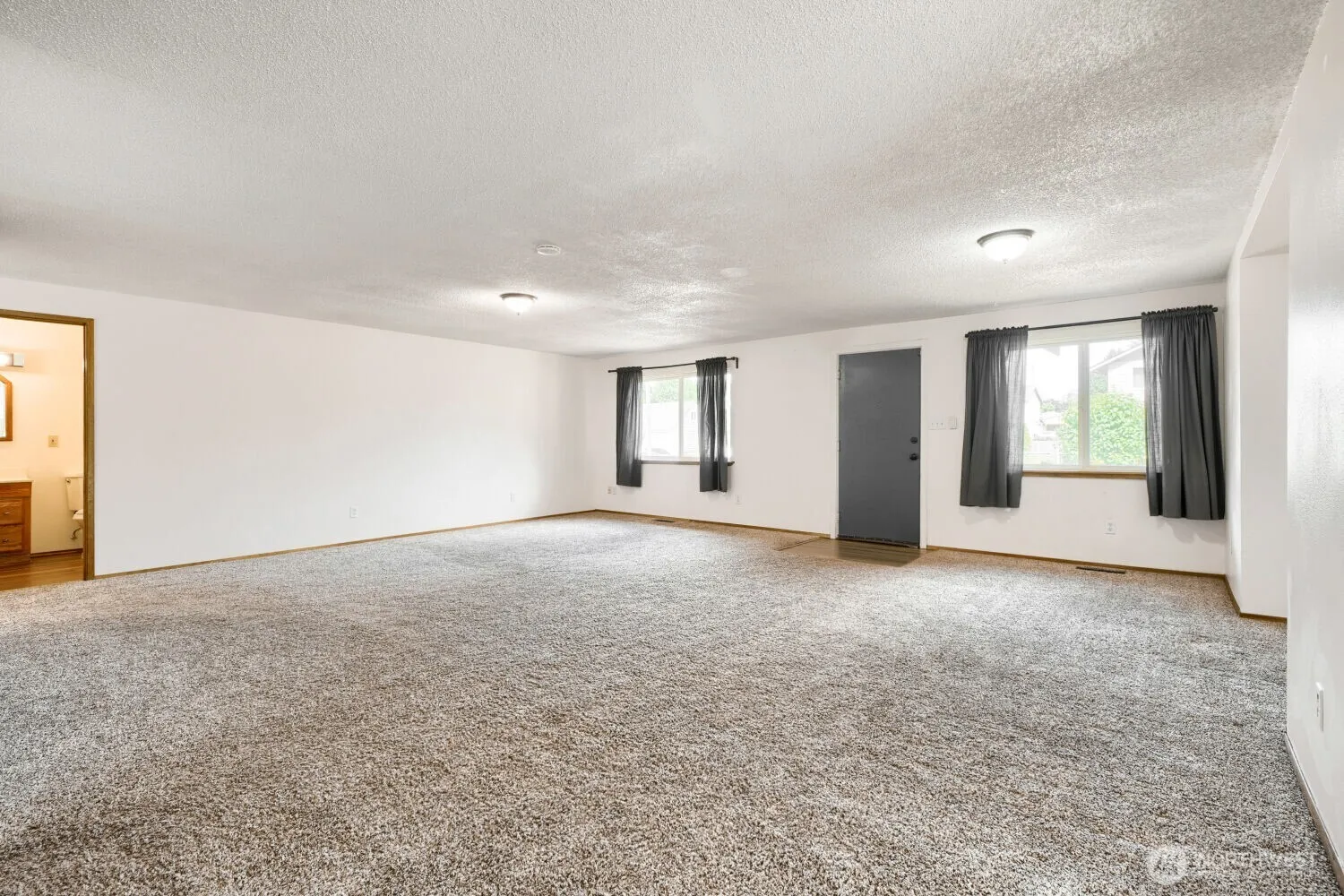 Property photo for 7626 S Winnetka Street, Tacoma photo 4