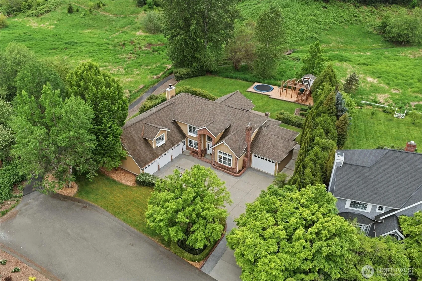 Property photo for 4511 238th Place Se, Sammamish