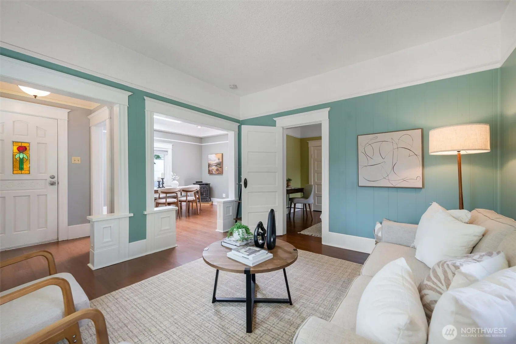 Property photo for 6717 26th Avenue Nw, Seattle photo 3