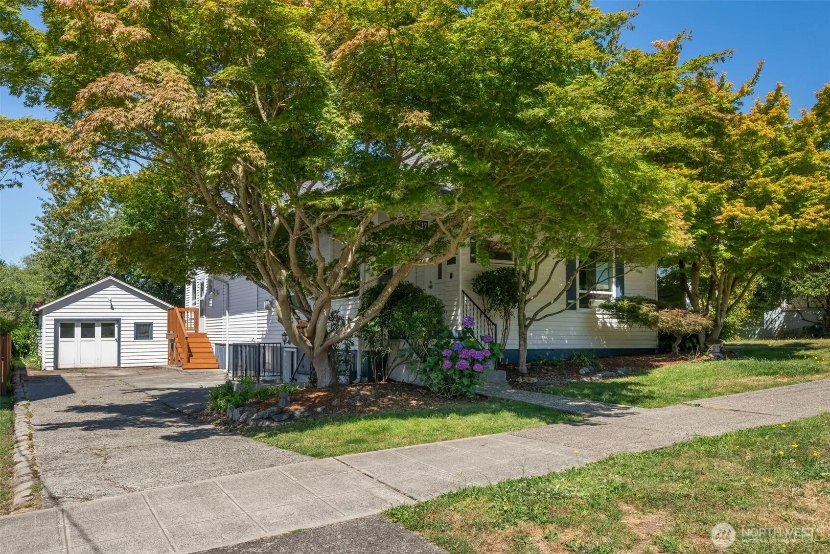 Property photo for 6717 26th Avenue Nw, Seattle photo 2