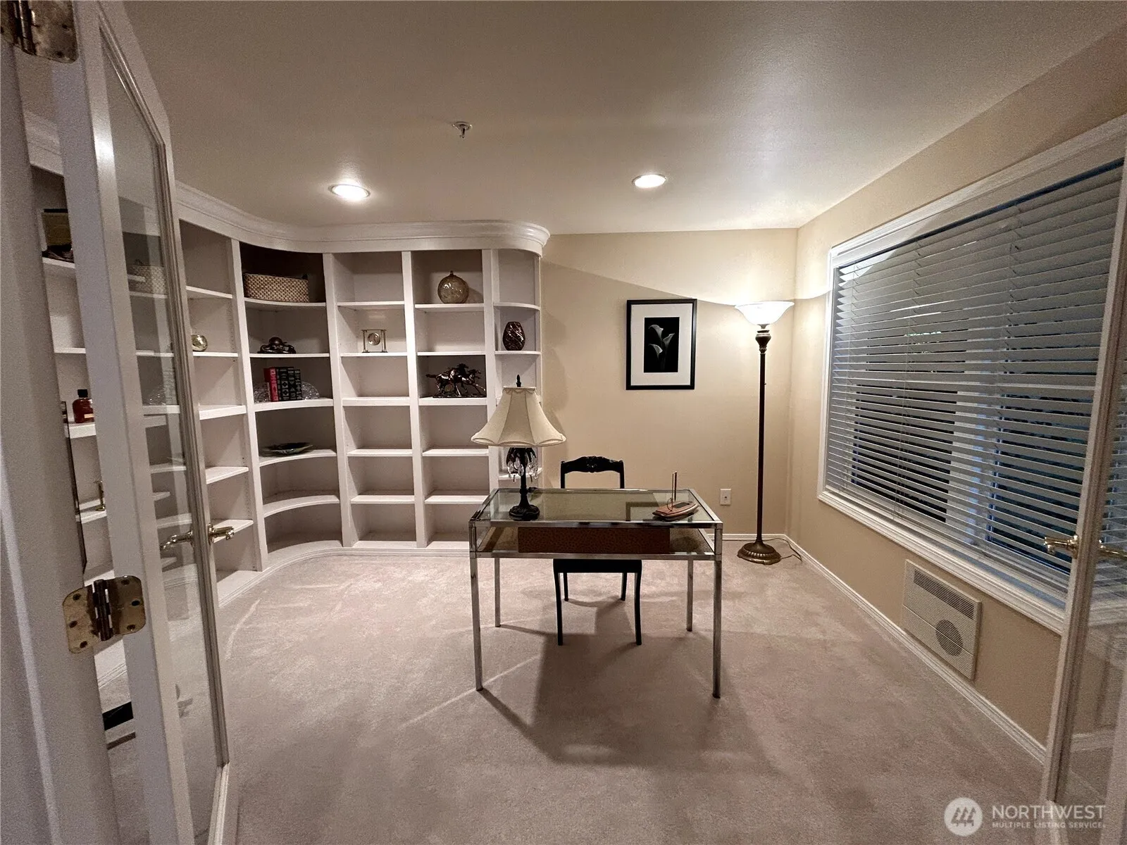 Property photo for 1170 Sw Alki #300, Seattle photo 4