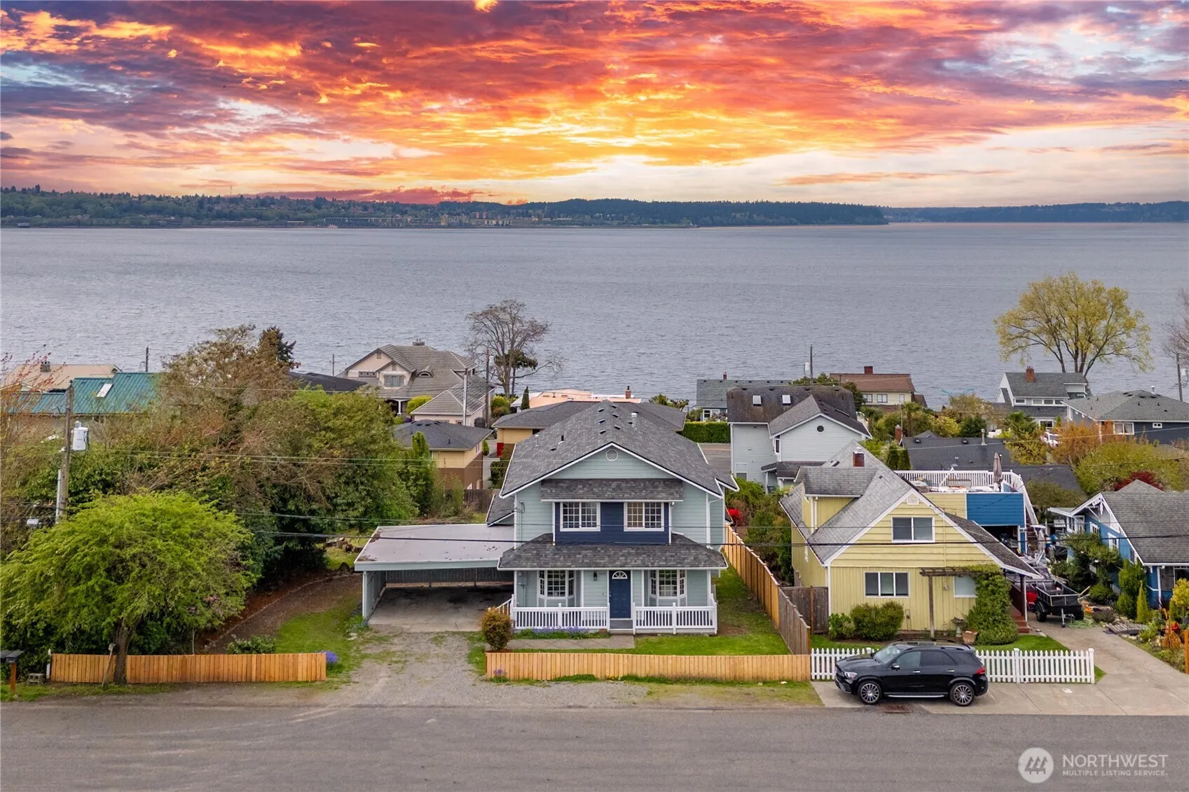 Property photo for 5006 Hyada Boulevard Ne, Tacoma