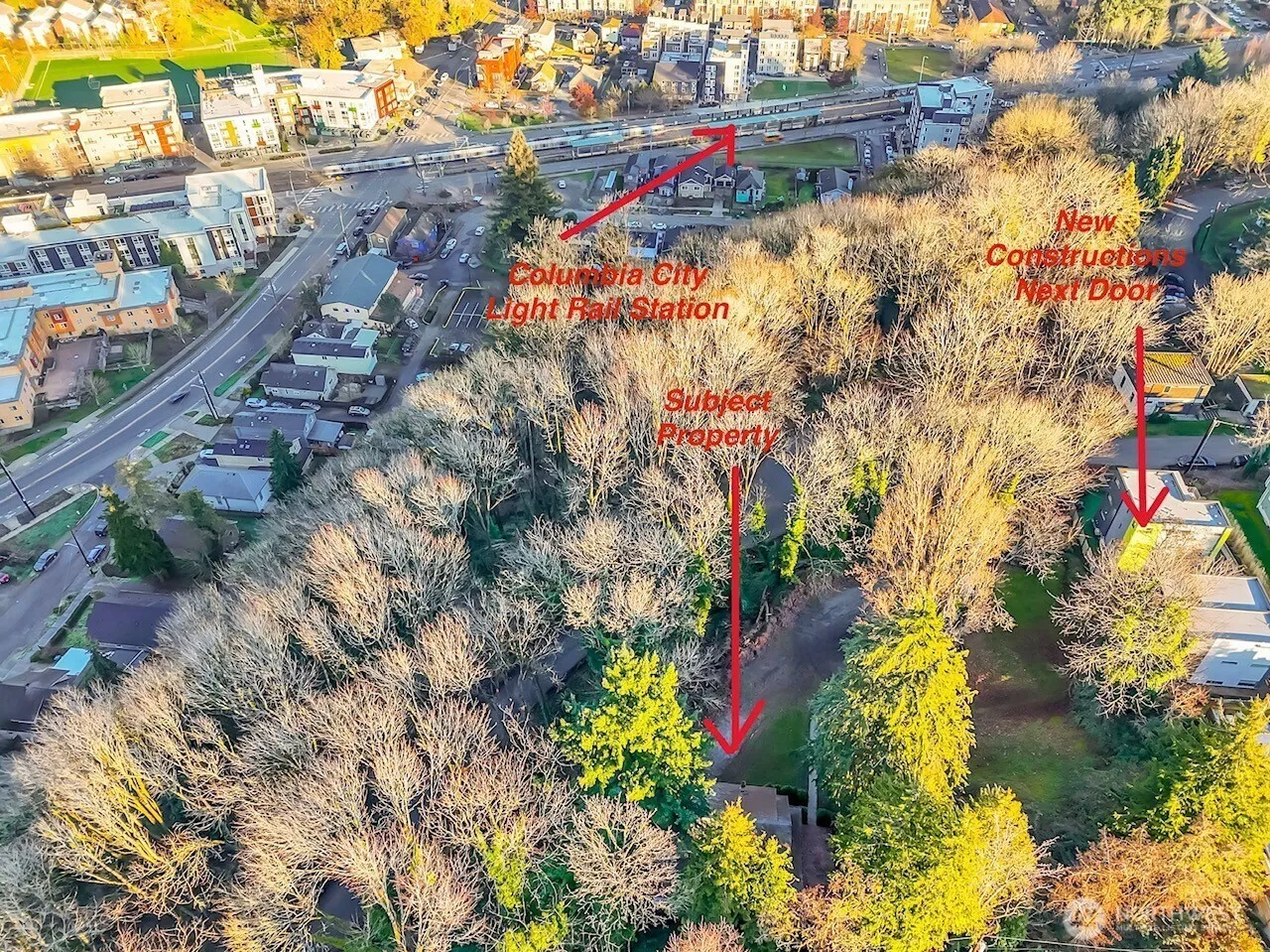 Property photo for 4729 Mount View Drive S, Seattle photo 3