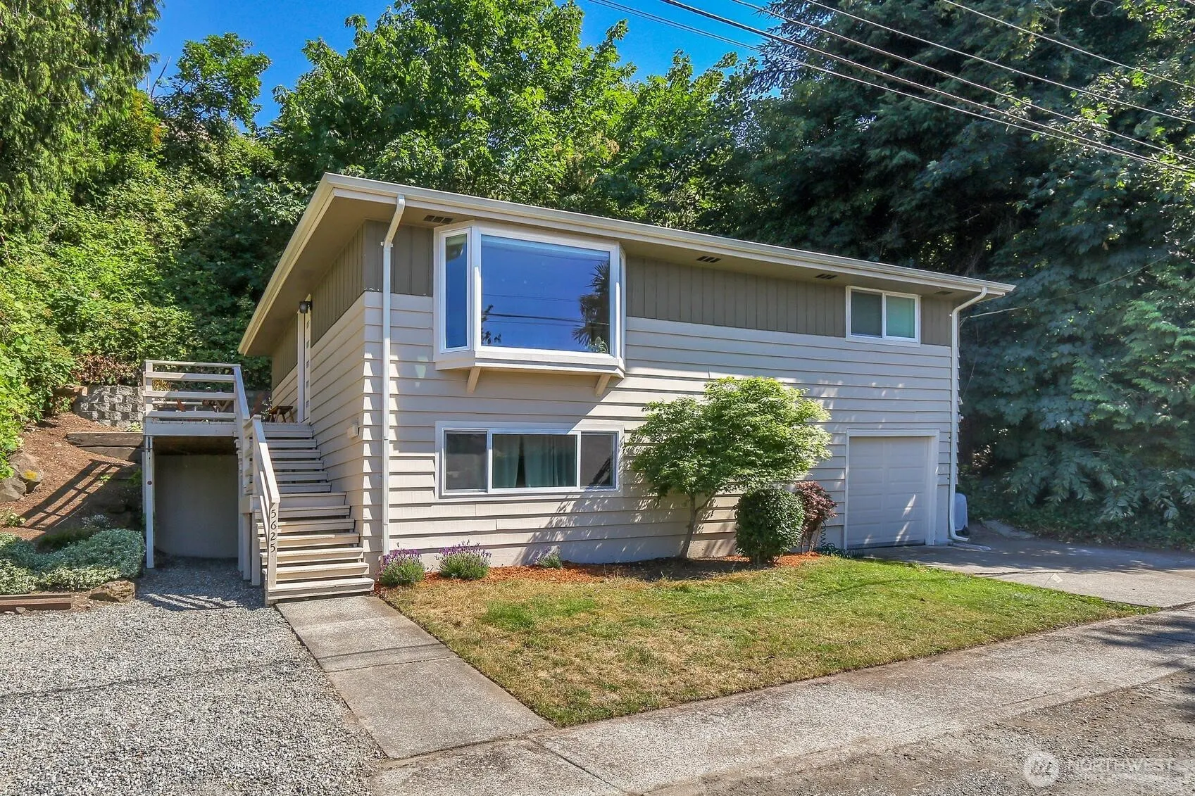 Property photo for 5625 Sw Teig Place, Seattle