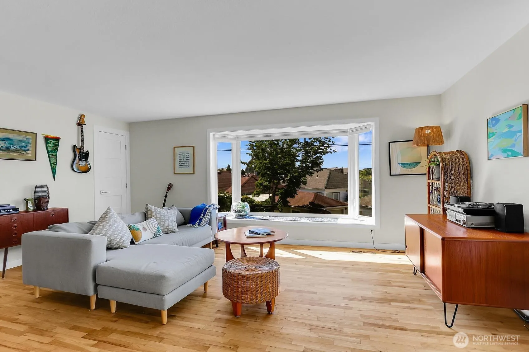 Property photo for 5625 Sw Teig Place, Seattle photo 3