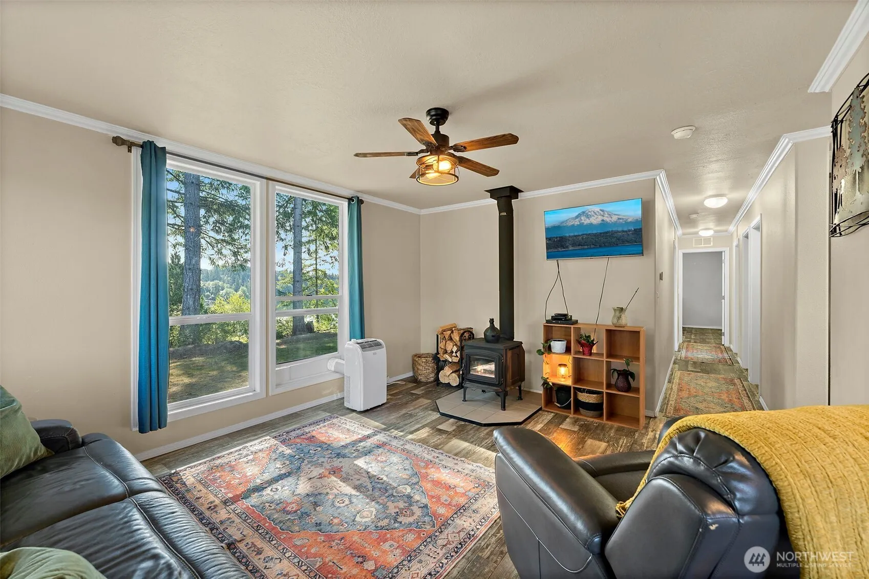 Property photo for 2768 Ridgecrest Drive W, Bremerton photo 3