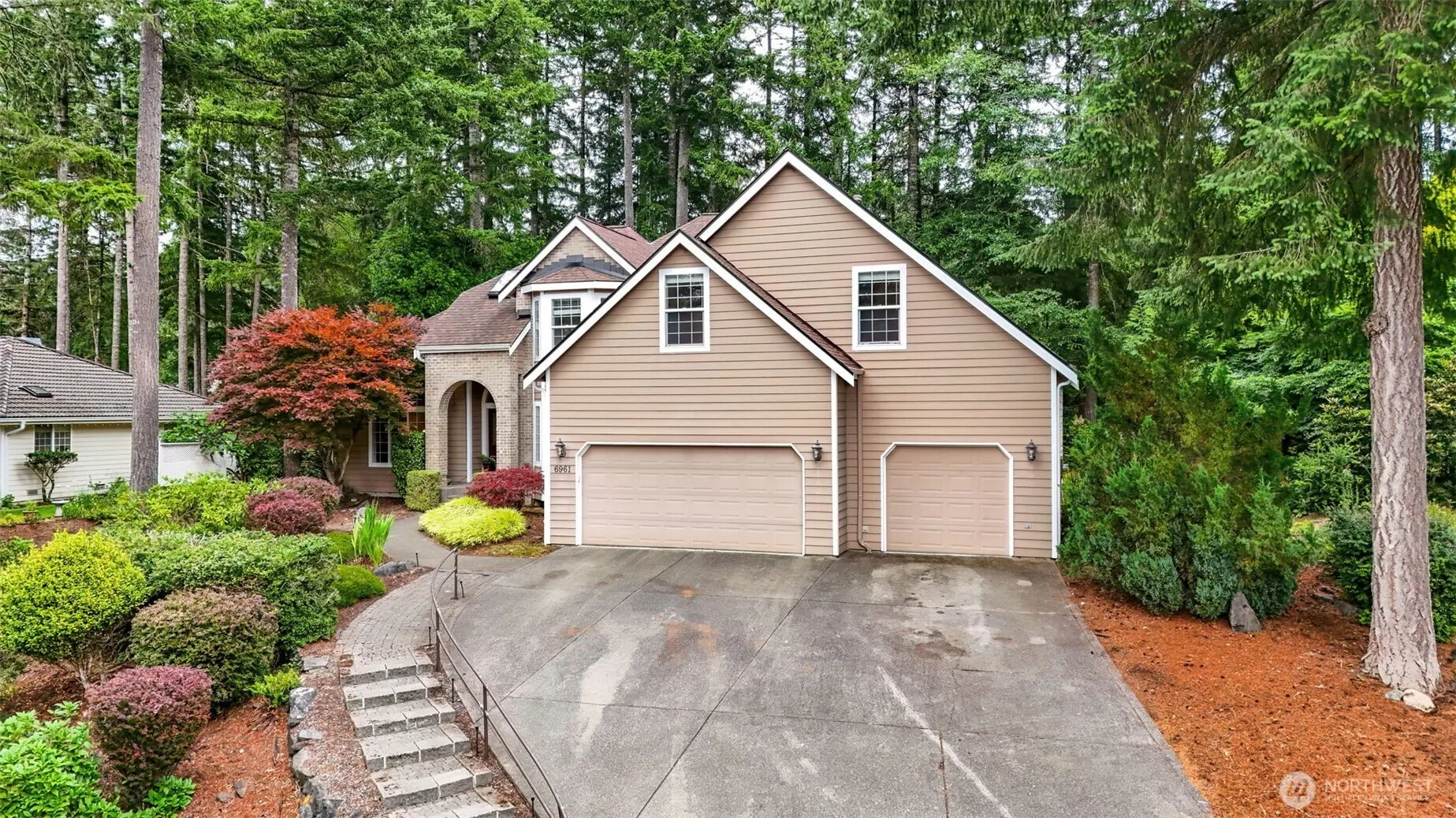 Property photo for 6961 Wentworth Avenue Sw, Port Orchard photo 2