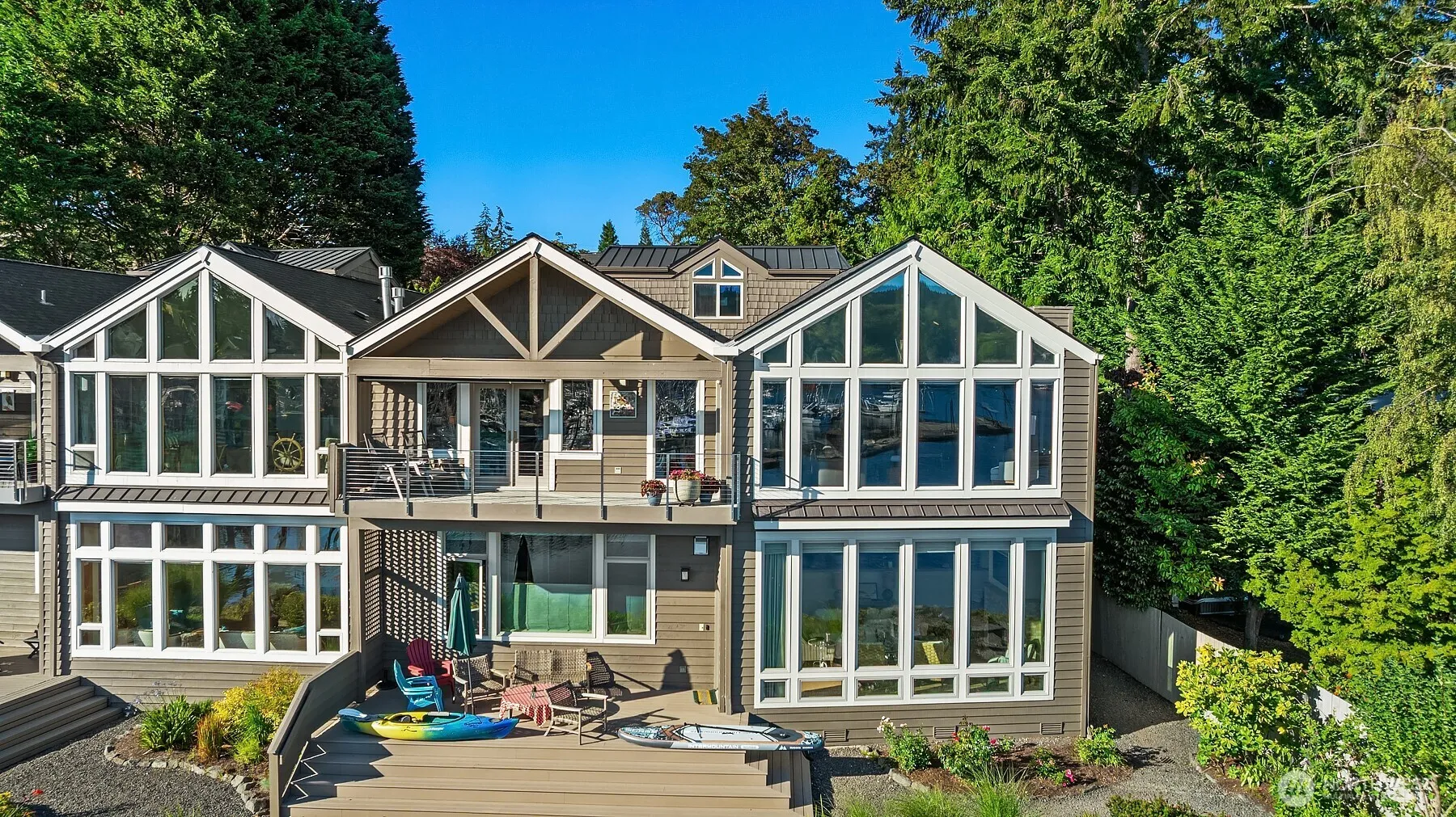 Property photo for 267 Shannon Drive Se, Bainbridge Island photo 3