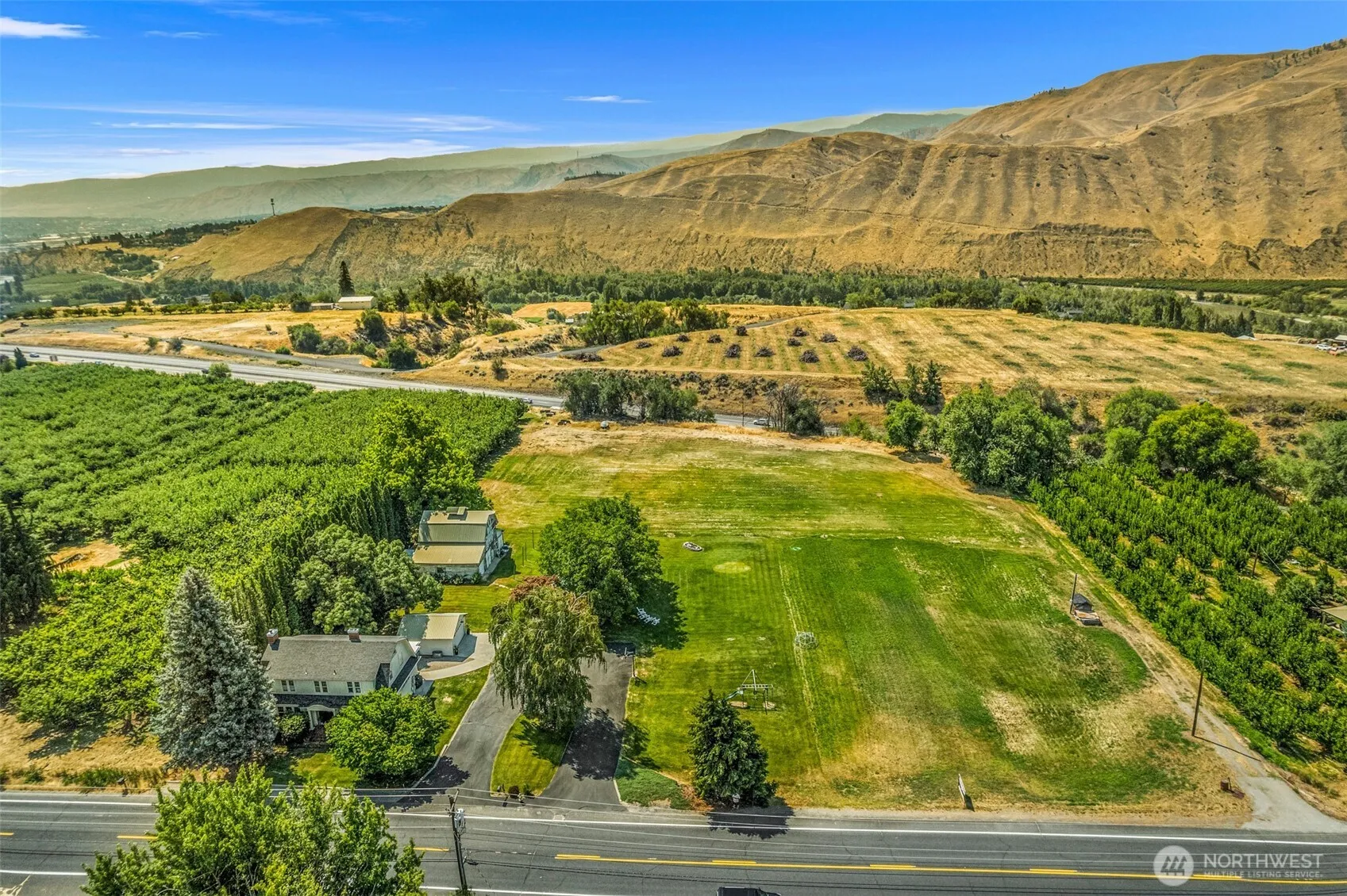 Property photo for 1105 Easy Street, Wenatchee photo 3