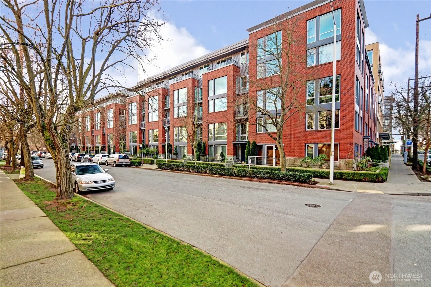 Property photo for 530 Broadway E #130, Seattle photo 3