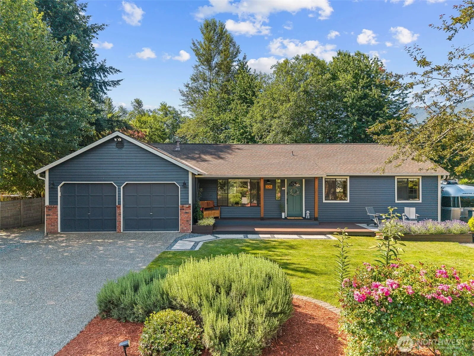 Property photo for 325 Ne 4th Street, North Bend