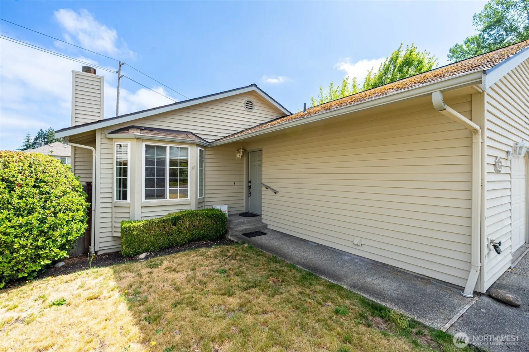 Property photo for 1010 Sw 348th Place, Federal Way photo 3