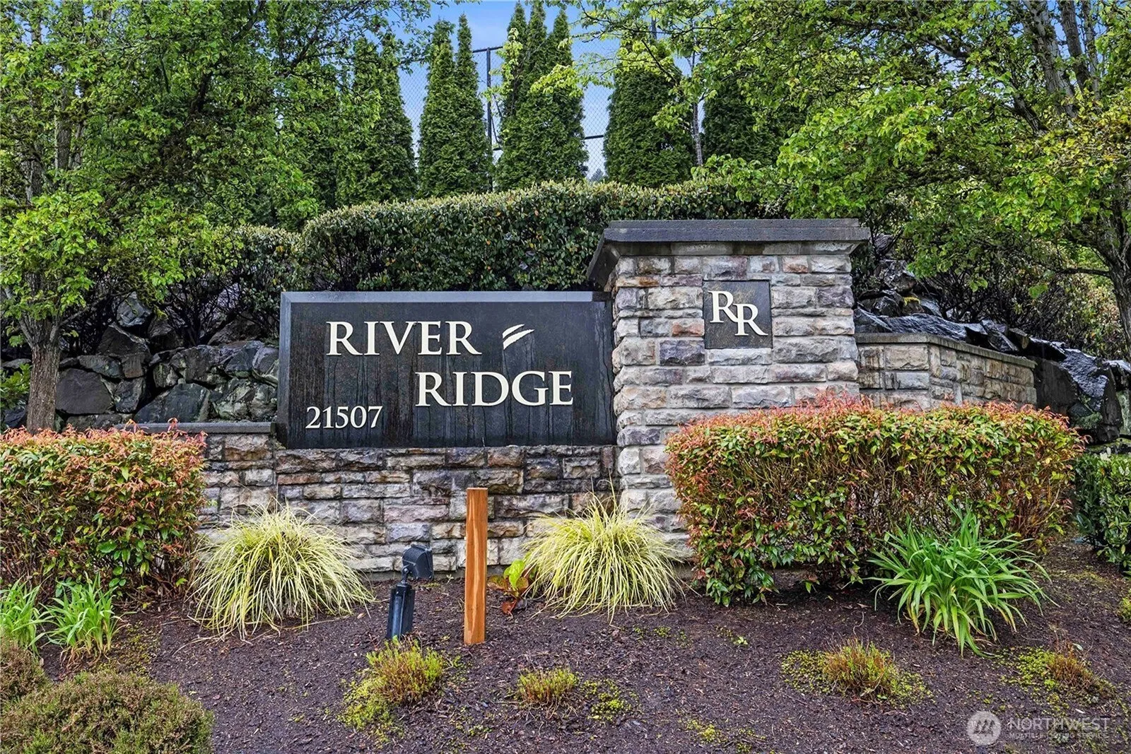 Property photo for 21507 42nd Avenue S #e2, Sea Tac photo 2