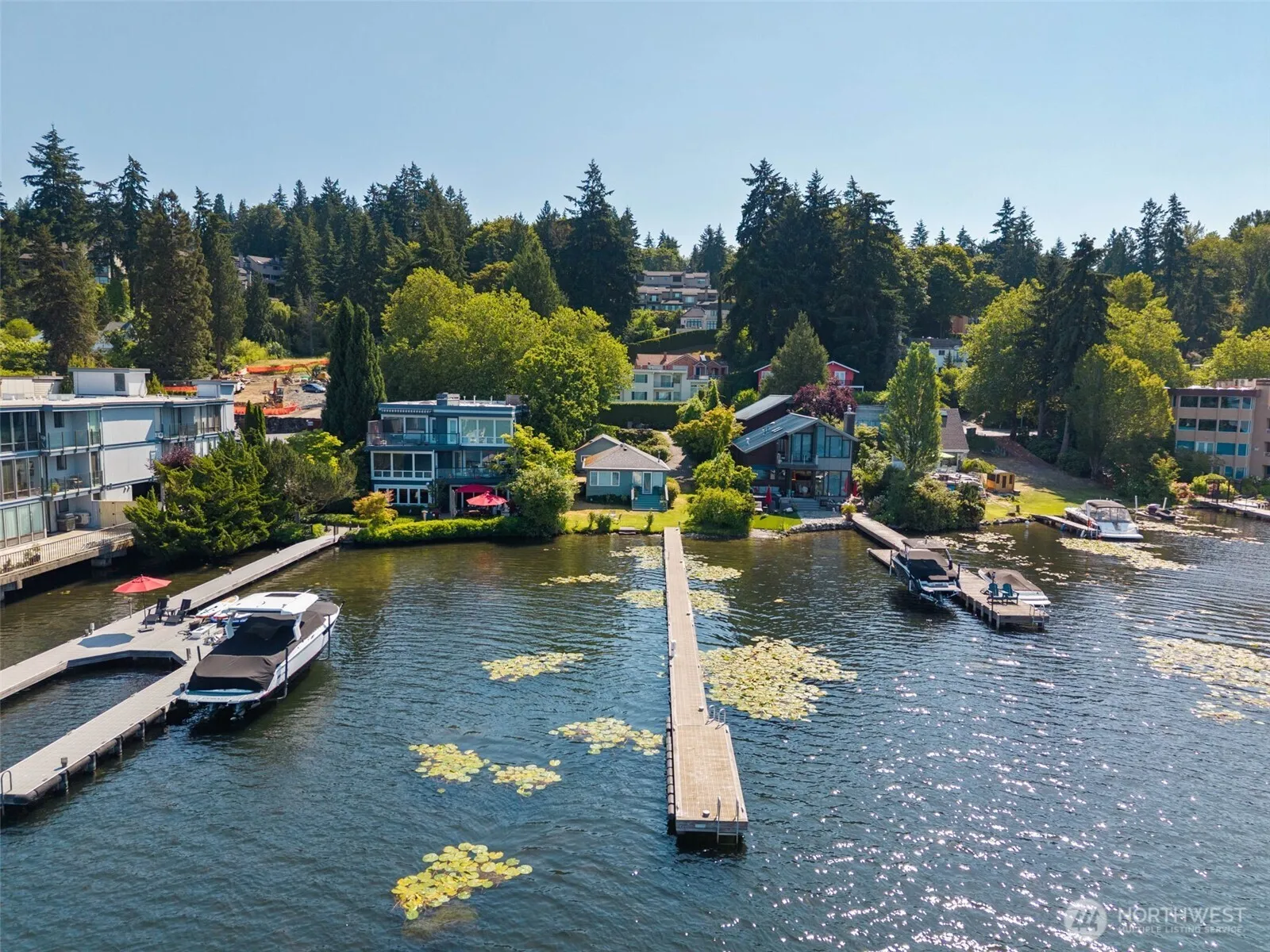 Property photo for 4545 Lake Washington Blvd Ne, Kirkland photo 2