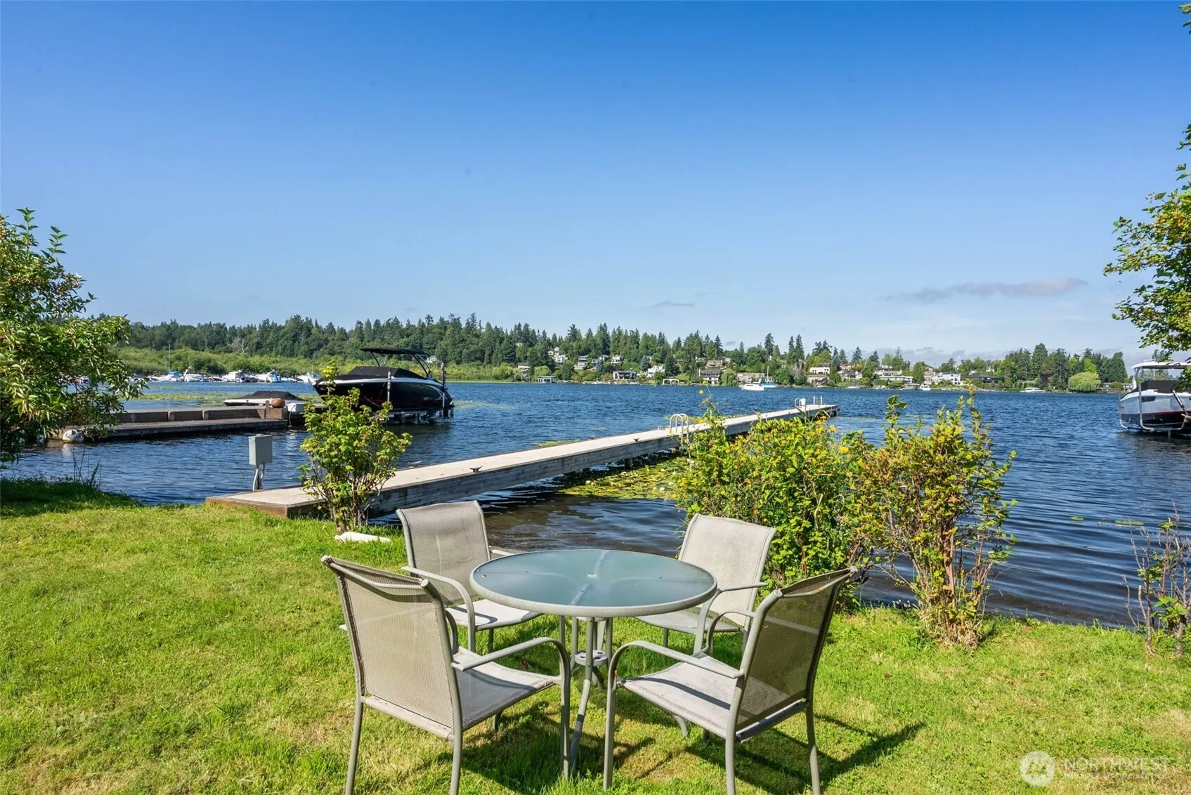Property photo for 4545 Lake Washington Blvd Ne, Kirkland photo 5