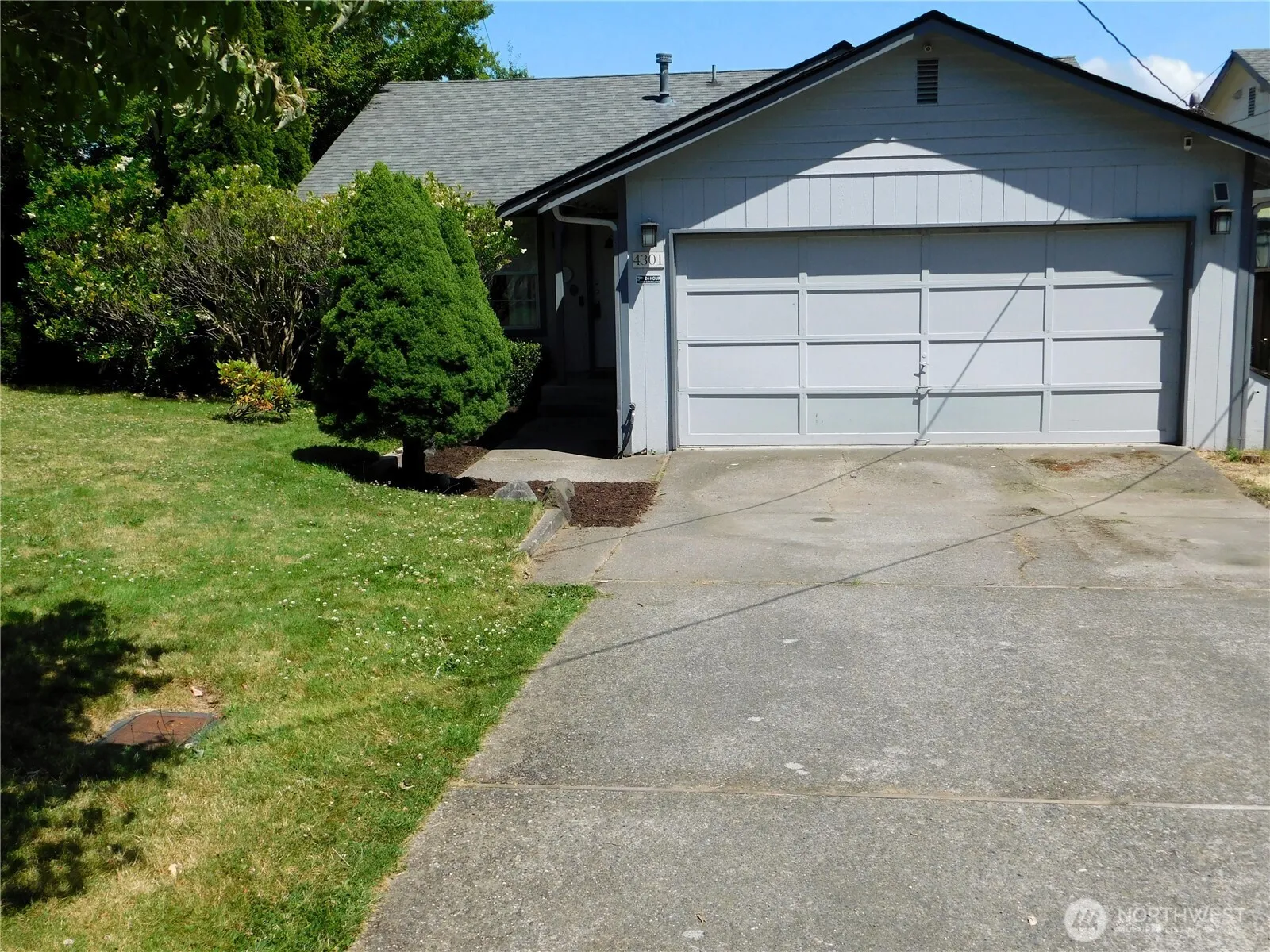 Property photo for 4301 S 4th Avenue, Everett photo 2