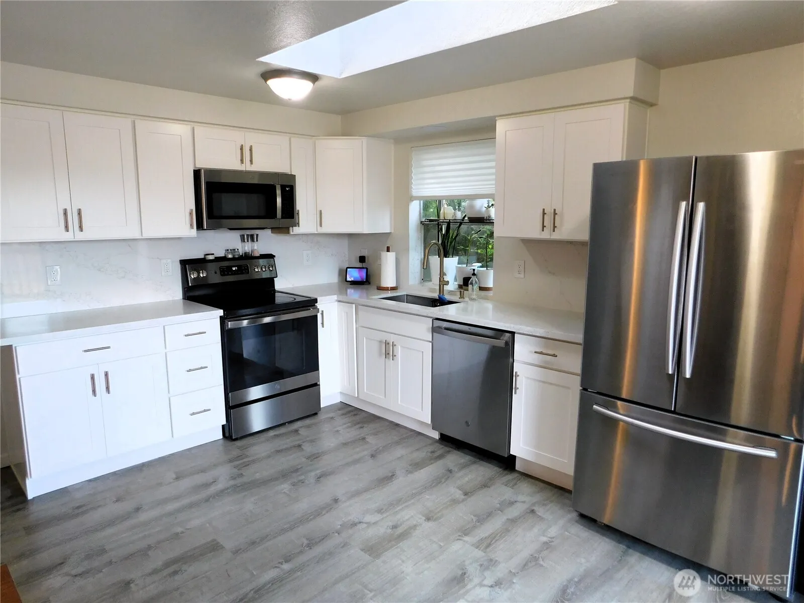 Property photo for 4301 S 4th Avenue, Everett photo 5