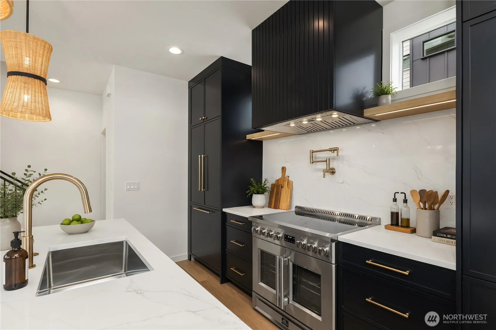 Property photo for 3638 Greenwood Avenue N #b, Seattle photo 3