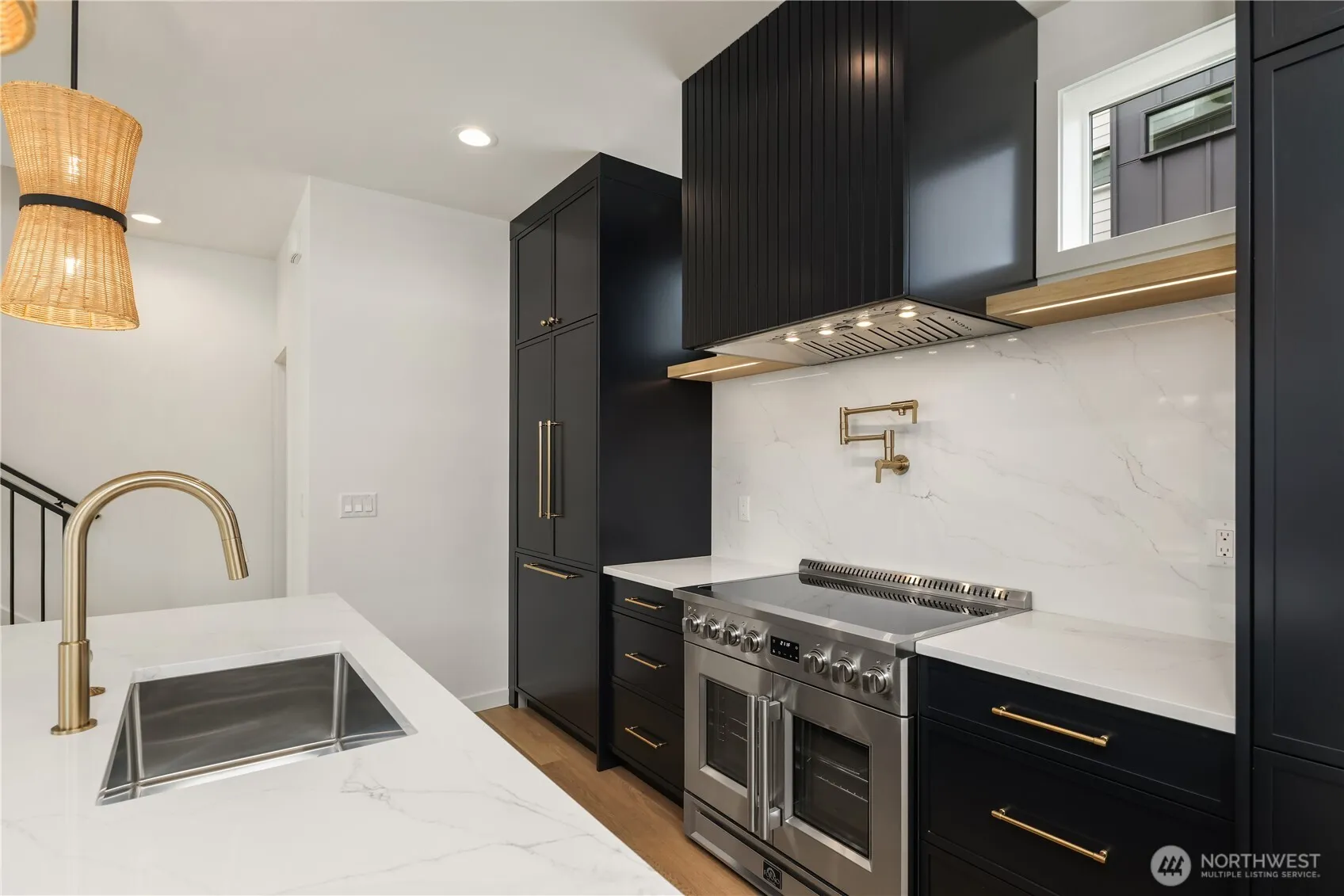Property photo for 3638 Greenwood Avenue N #b, Seattle photo 4