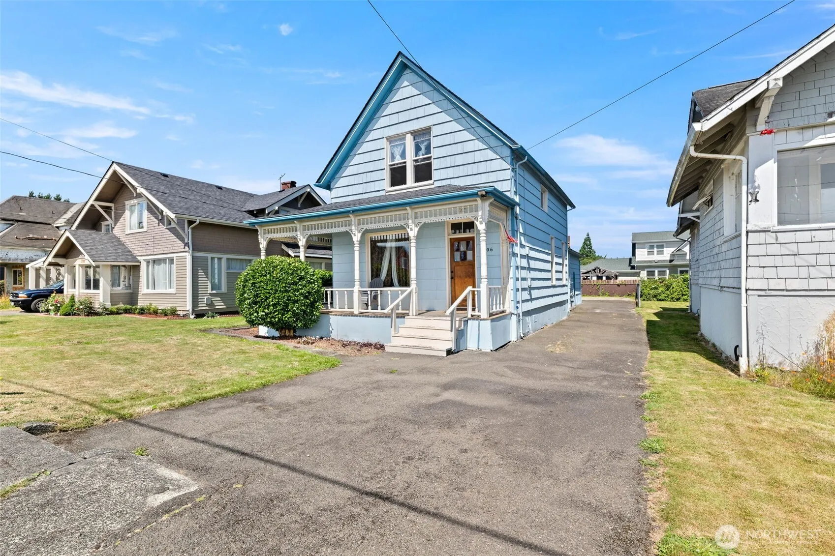 Property photo for 706 6th Street, Hoquiam photo 2