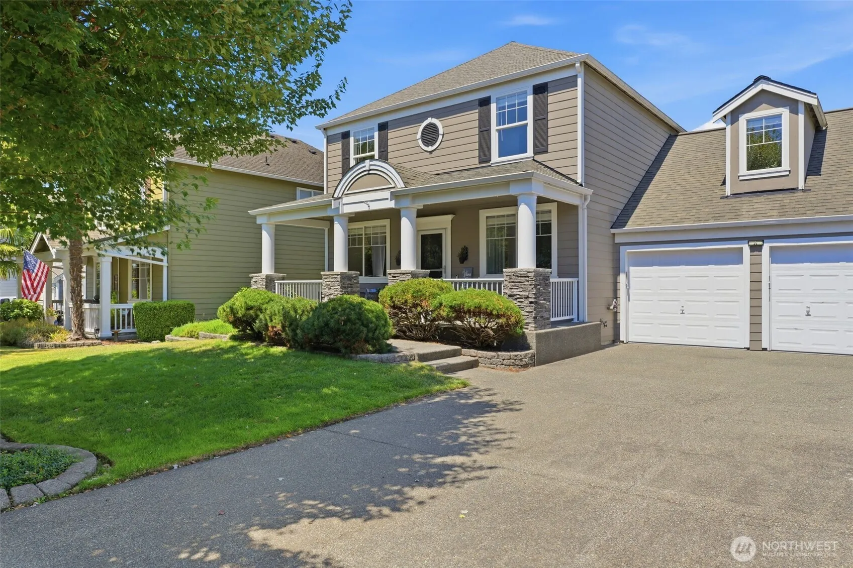 Property photo for 3331 Laurelwood Circle Ne, Tacoma