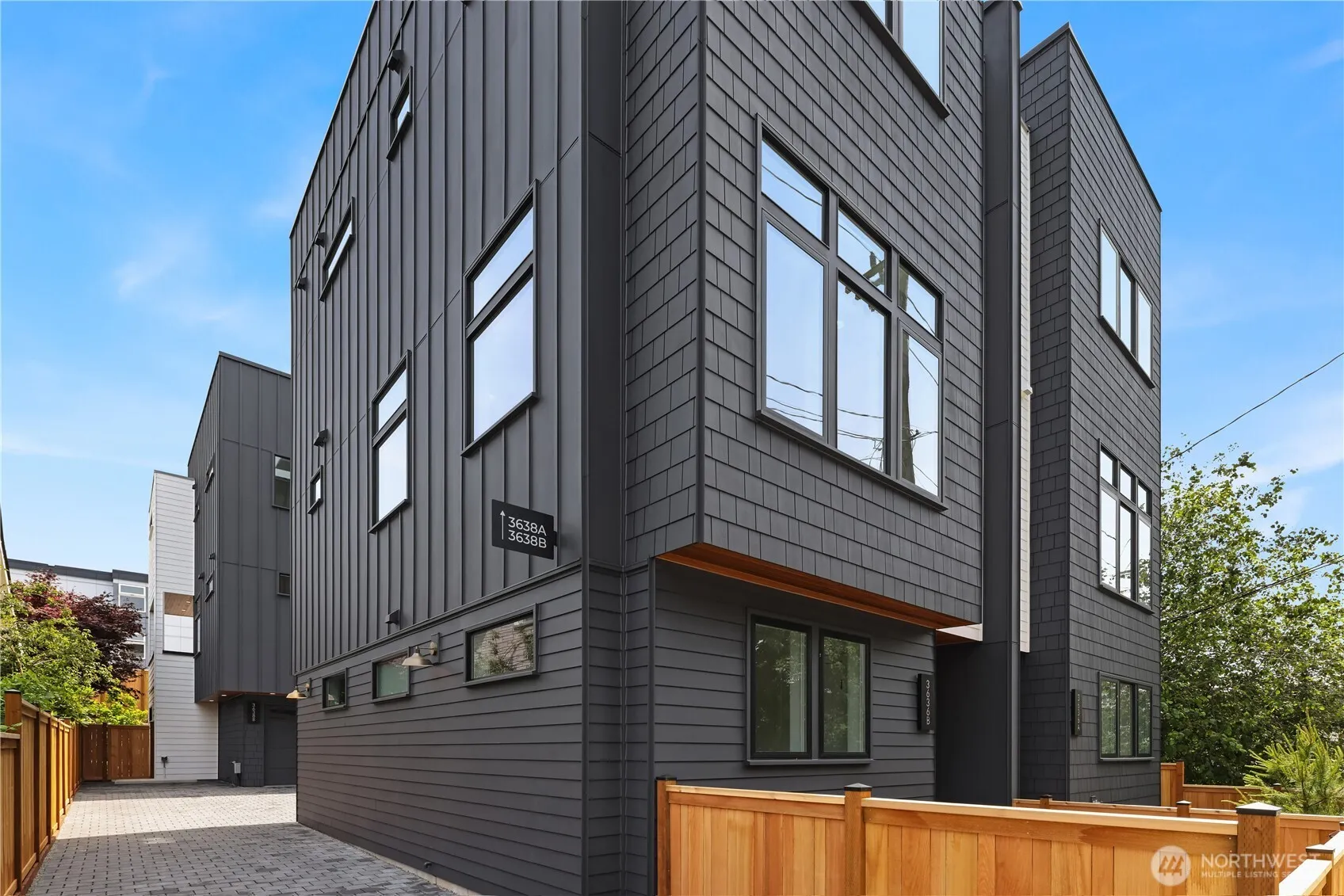 Property photo for 3636 Greenwood Avenue N #b, Seattle photo 5