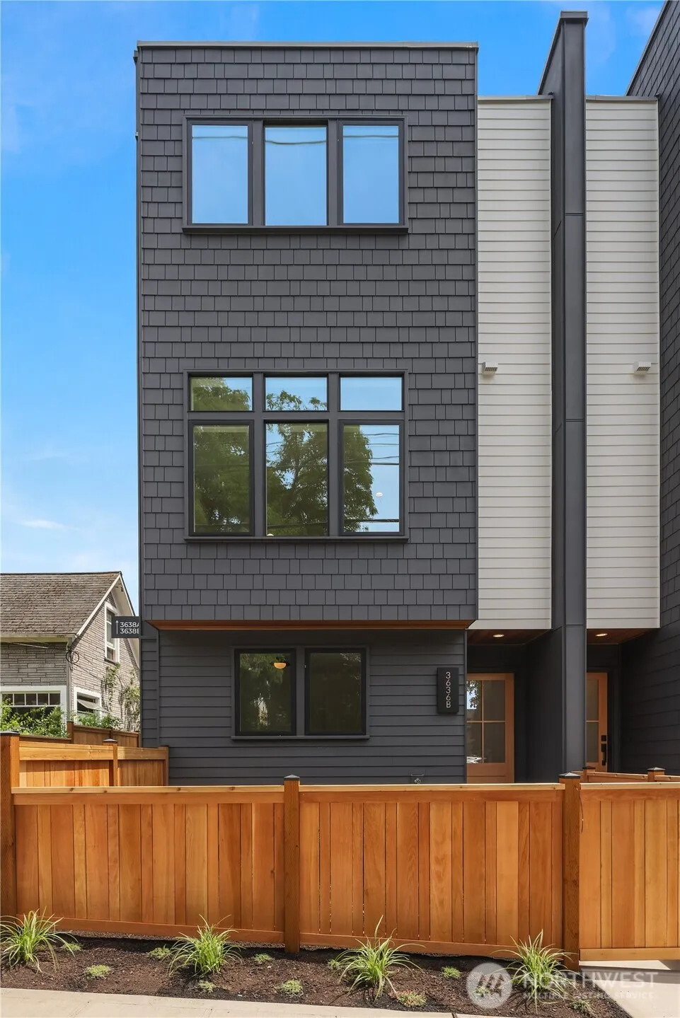 Property photo for 3636 Greenwood Avenue N #b, Seattle photo 3