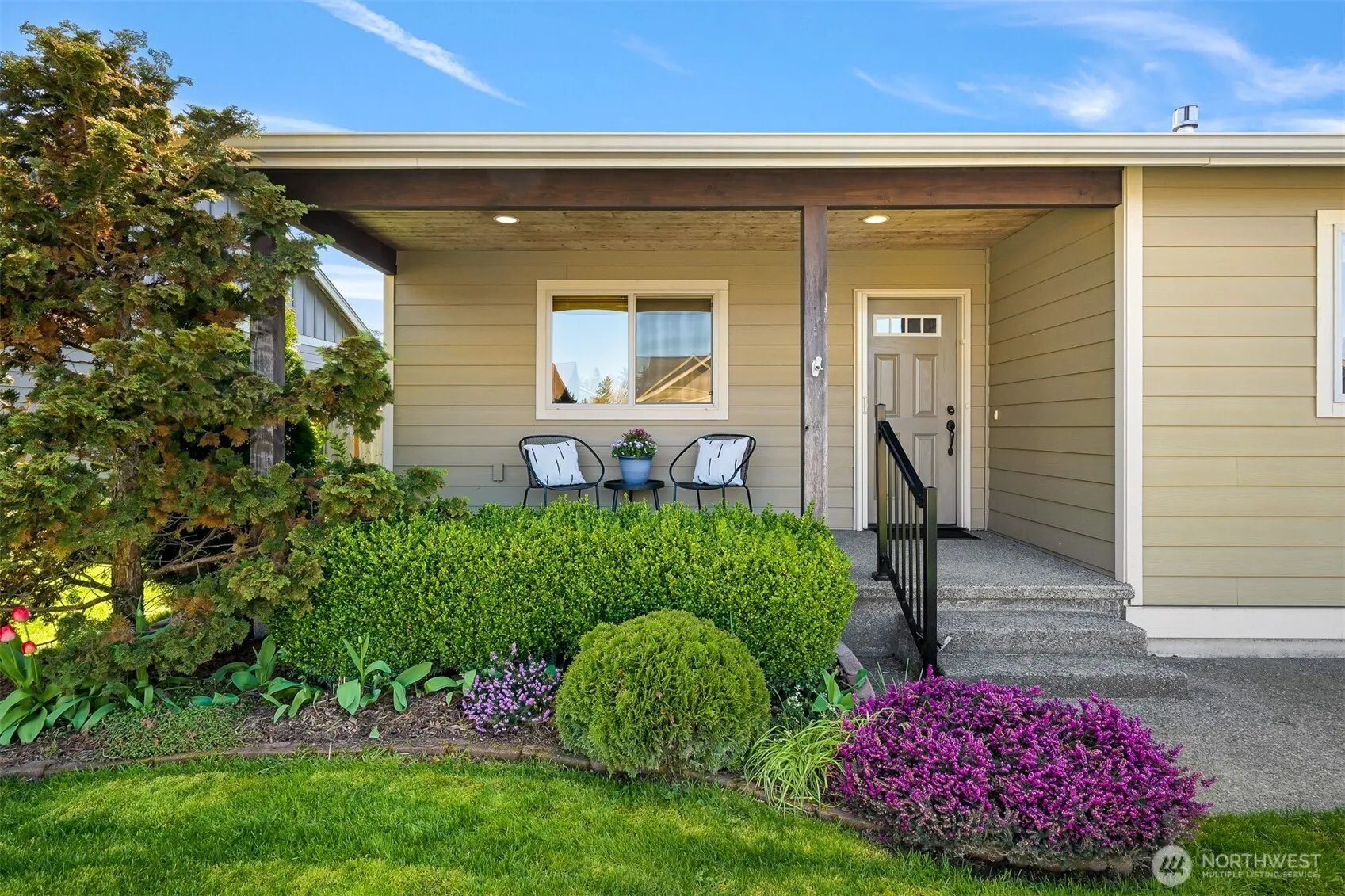 Property photo for 403 Westview Place, Nooksack photo 2