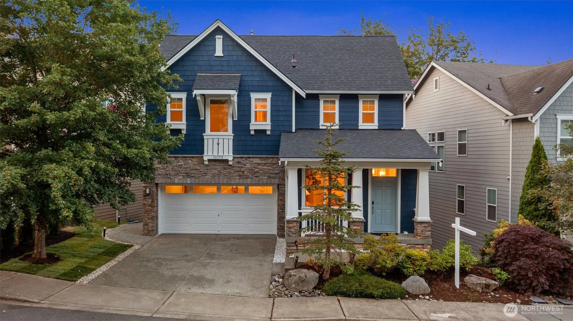 Property photo for 16198 Se 51st Place, Bellevue