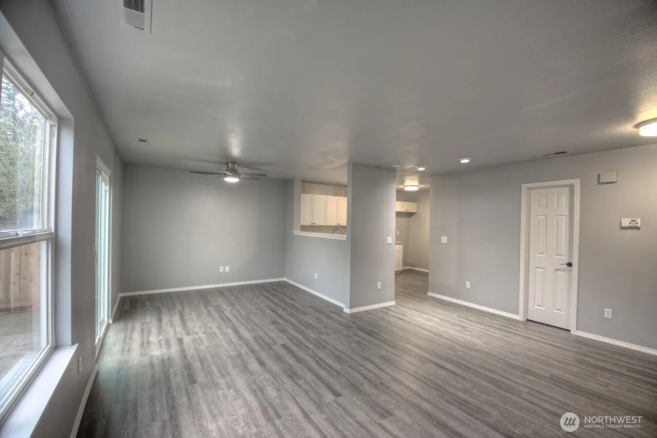 Property photo for 4043 Wonderwood Lane Se, Lacey photo 4