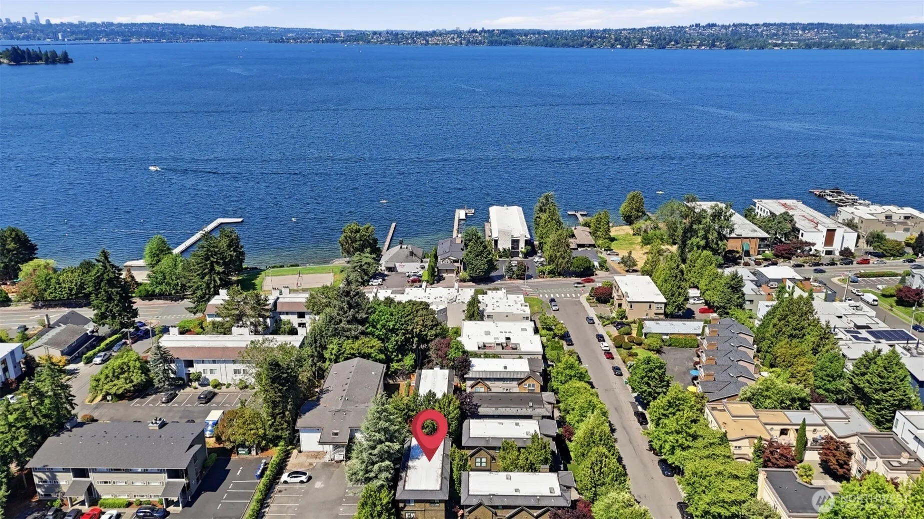Property photo for 10135 Ne 62nd St #c, Kirkland photo 3
