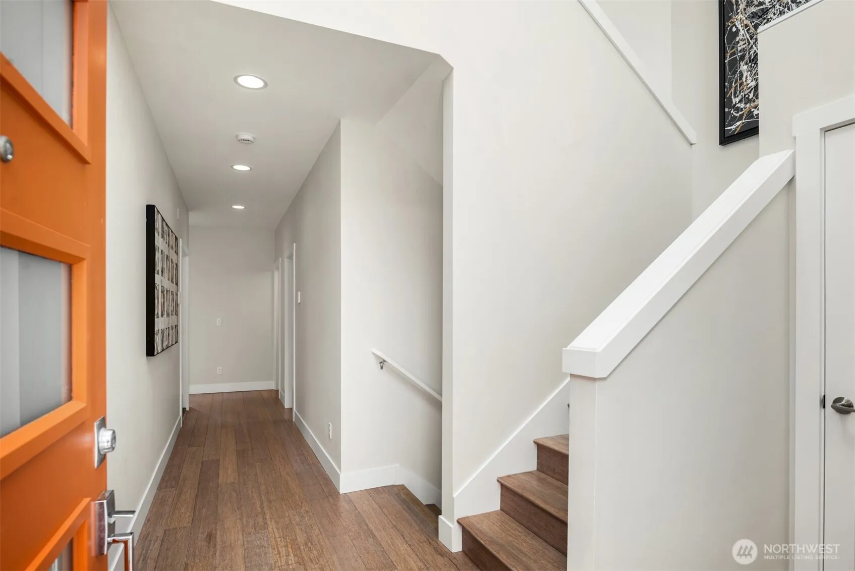 Property photo for 5022 Puget Boulevard Sw, Seattle photo 3