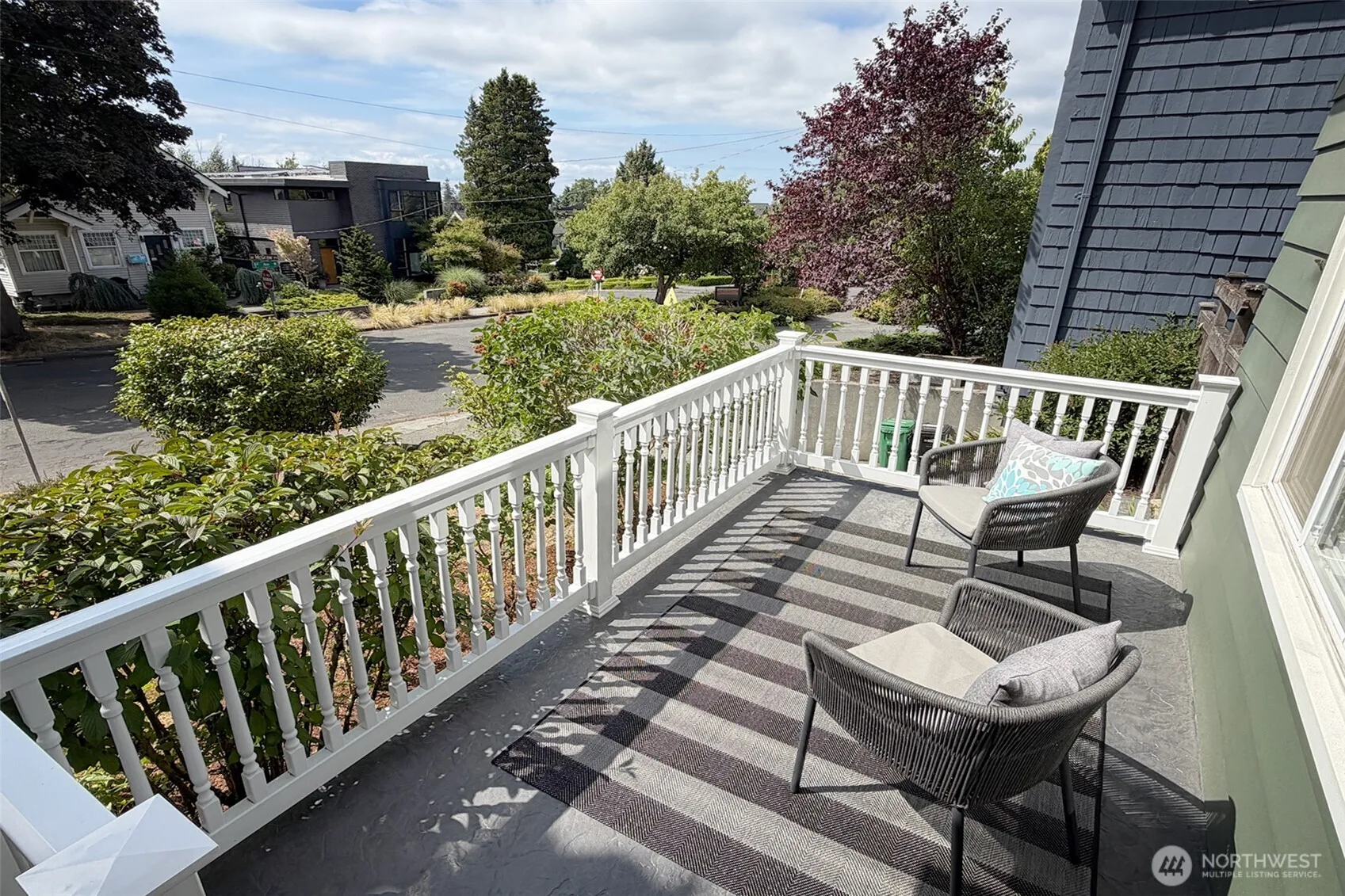 Property photo for 2448 1st Avenue W, Seattle photo 3