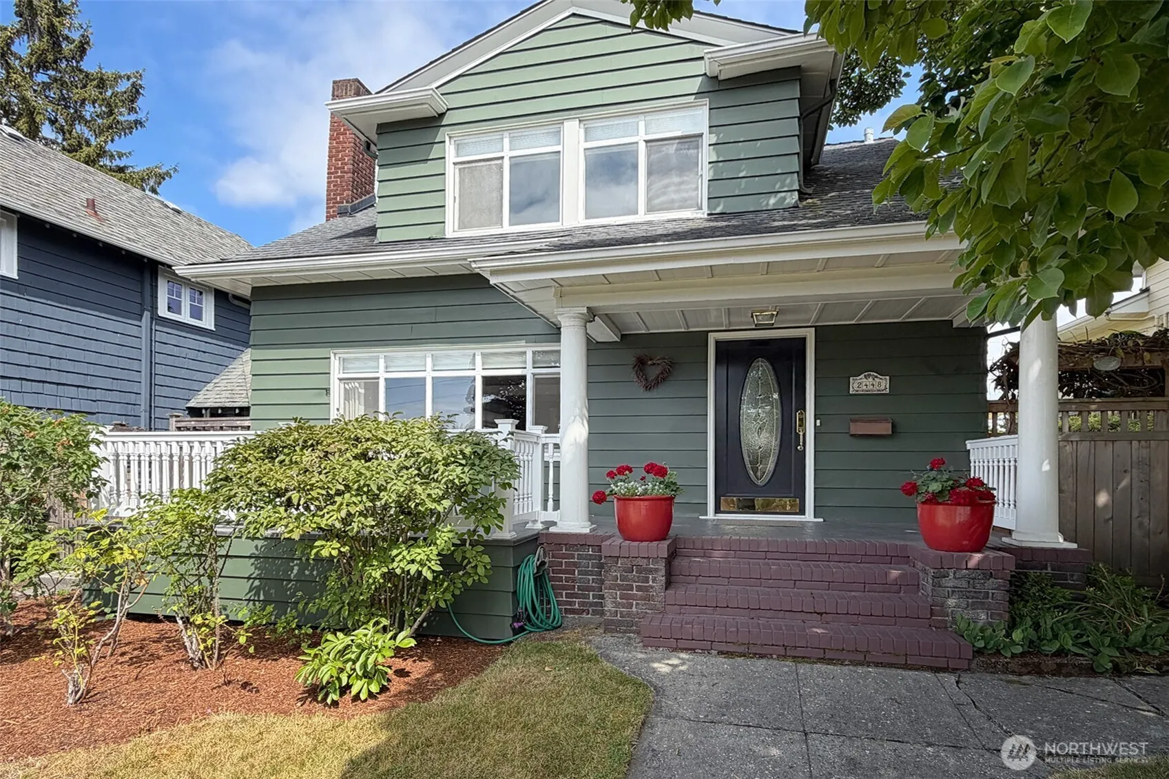 Property photo for 2448 1st Avenue W, Seattle photo 2
