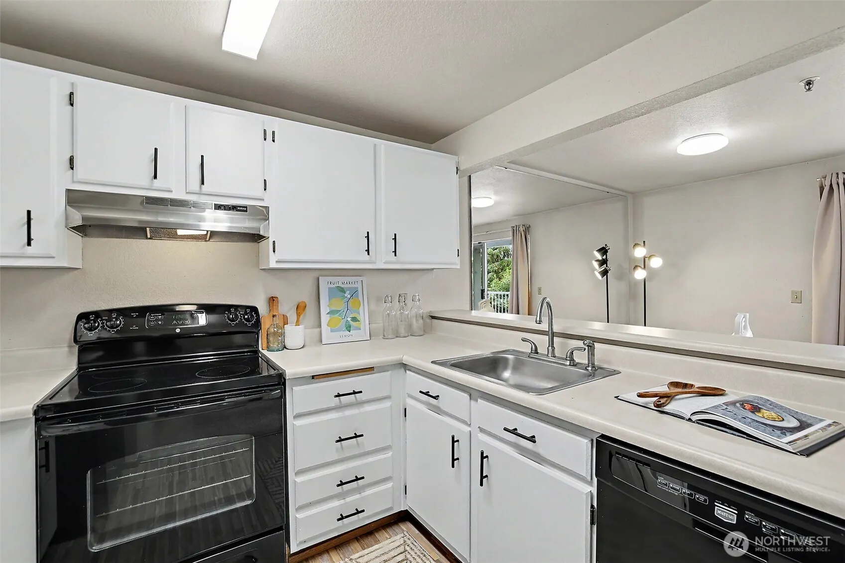 Property photo for 28610 16th Avenue S #202, Federal Way photo 5